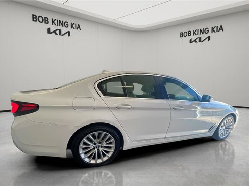 Used 2022 BMW 530i xDrive w/ Convenience Package AWD/4WD image 5