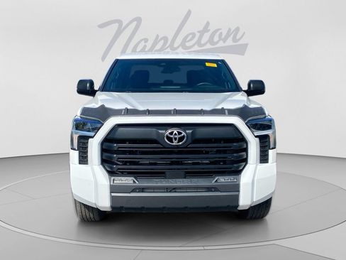 Used 2025 Toyota Tundra SR5 w/ SR5 Convenience Package RWD image 9
