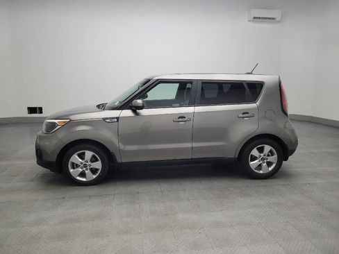 Used 2019 Kia Soul image 2