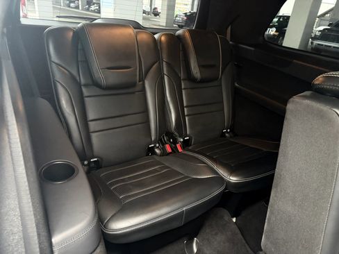 Used 2016 Mercedes-Benz GL 63 AMG 4MATIC image 26