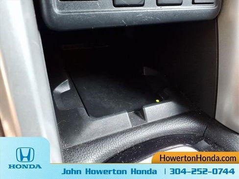 Used 2024 Toyota Corolla Cross AWD Hybrid image 24