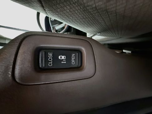 Used 2016 Honda Odyssey EX image 41