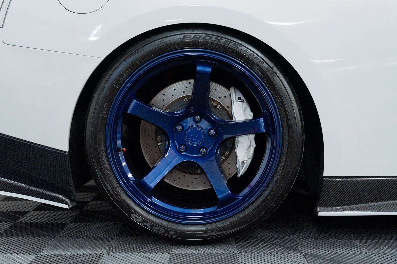 Used 2009 Nissan GT-R Premium AWD/4WD image 21
