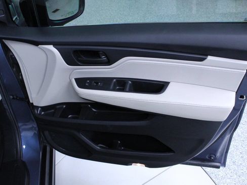 Used 2025 Honda Odyssey EX-L image 40