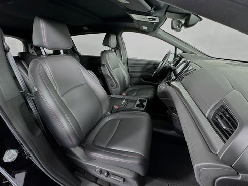 Certified 2023 Honda Odyssey Sport image 29