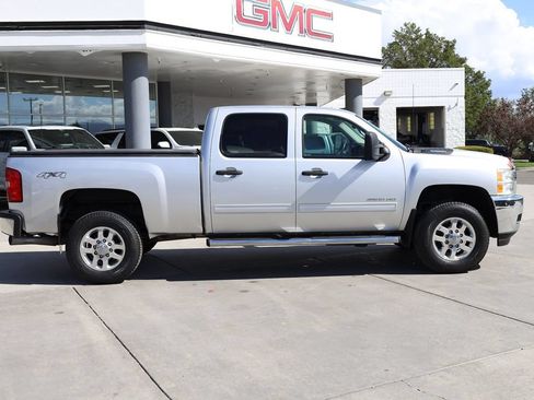 Used 2011 Chevrolet Silverado 3500 LT w/ Interior Plus Package AWD/4WD image 7