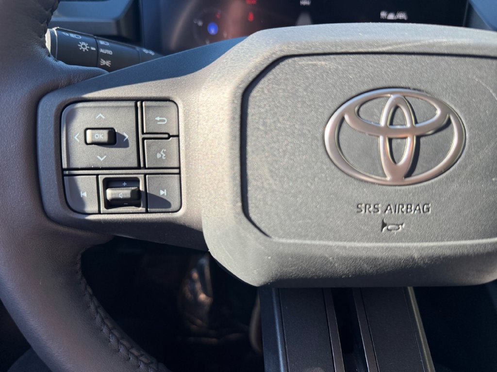 Used 2026 Toyota RAV4 XLE Premium w/ Weather Package AWD/4WD image 29