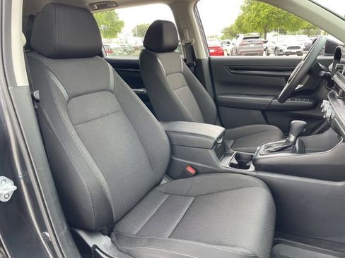 Used 2025 Honda CR-V EX image 26