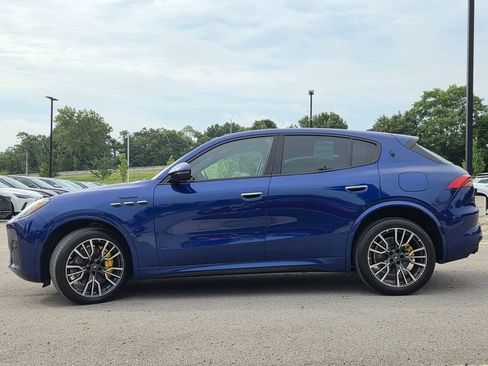 Used 2023 Maserati Grecale Modena AWD/4WD image 29