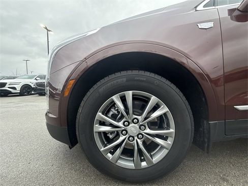 Used 2023 Cadillac XT5 Premium Luxury image 10