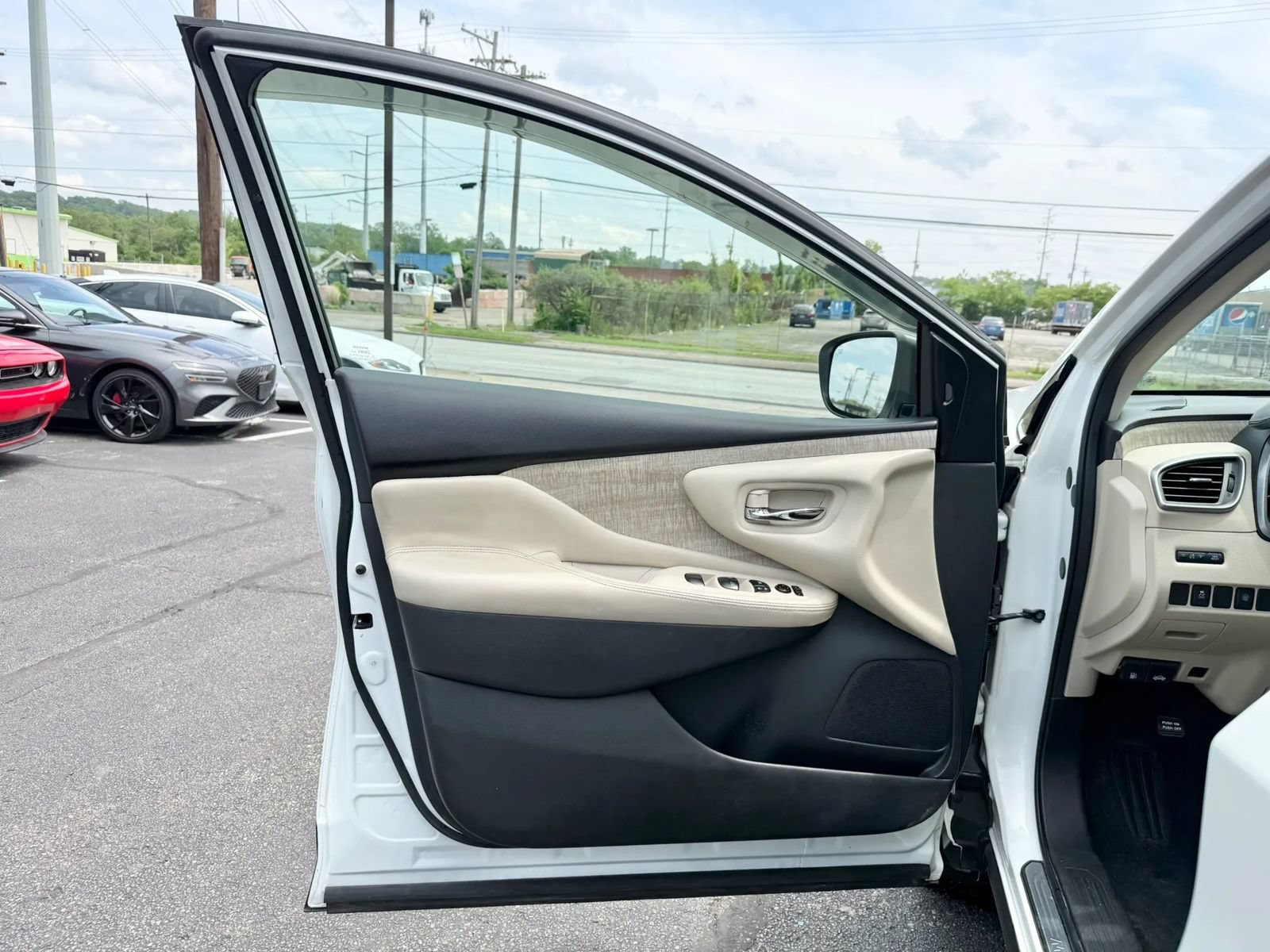Used 2021 Nissan Murano SV w/ SV Special Edition Package AWD/4WD image 10