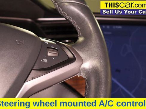 Used 2018 Tesla Model X 75D image 19