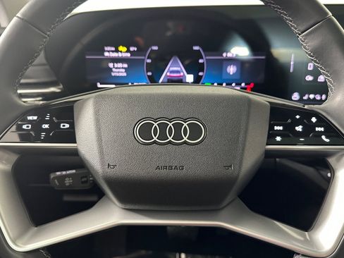 Used 2025 Audi Q5 Premium w/ 19" Wheel Package image 22