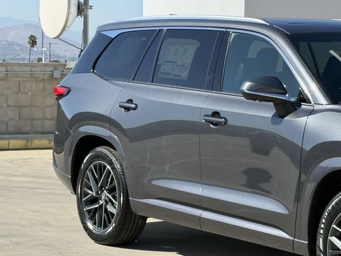 New 2026 Lexus TX 350 AWD image 5