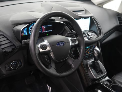 Used 2017 Ford C-MAX Titanium w/ Equipment Group 301A image 21