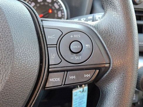 Certified 2022 Toyota RAV4 LE image 20