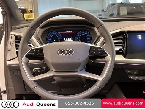 Used 2025 Audi Q4 e-tron Prestige image 14
