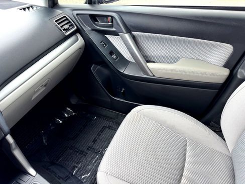 Used 2018 Subaru Forester 2.5i Premium image 31