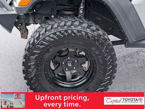 Used 2019 Jeep Wrangler Sport AWD/4WD image 22