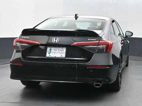 Used 2022 Honda Civic Sport image 7