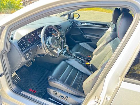 Used 2016 Volkswagen GTI Autobahn w/ Lighting Package (SEL) image 9