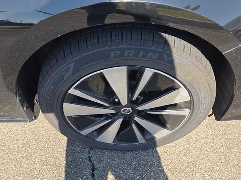 Used 2022 Nissan Altima 2.5 SV AWD/4WD image 16