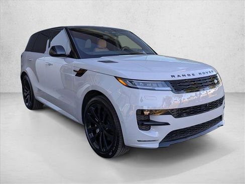 New 2026 Land Rover Range Rover Sport Dynamic SE image 6