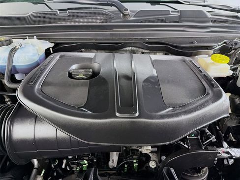 Used 2025 RAM 1500 Big Horn AWD/4WD image 31