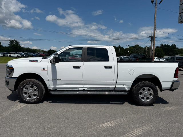 Used 2025 RAM 2500 Big Horn AWD/4WD image 2
