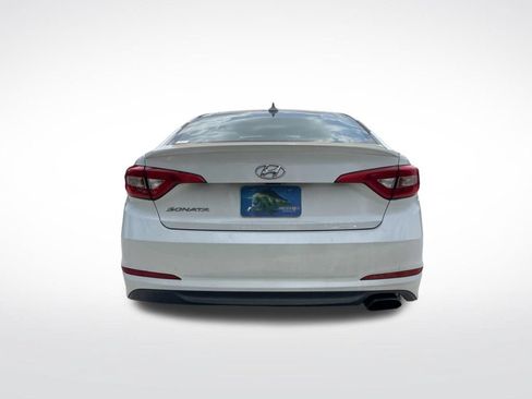 Used 2017 Hyundai Sonata SE FWD image 7