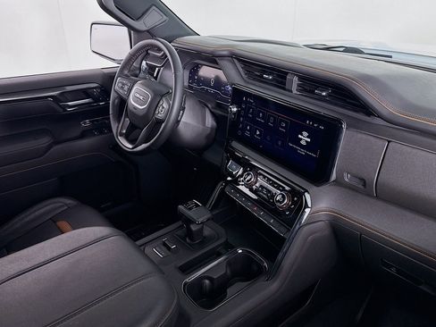 Used 2025 GMC Sierra 1500 AT4 image 15