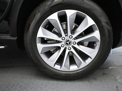 Used 2023 Mercedes-Benz GLE 350 4MATIC w/ Premium Package image 21