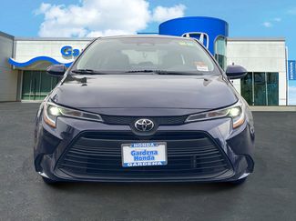 Used 2023 Toyota Corolla LE video 2