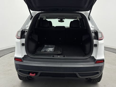 Used 2019 Jeep Cherokee Trailhawk image 29