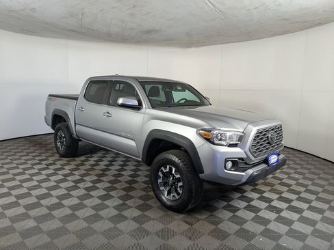 Used 2021 Toyota Tacoma TRD Off-Road image 5