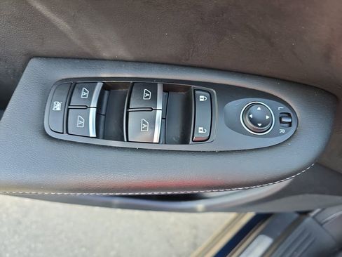 Used 2022 INFINITI QX50 Pure image 31