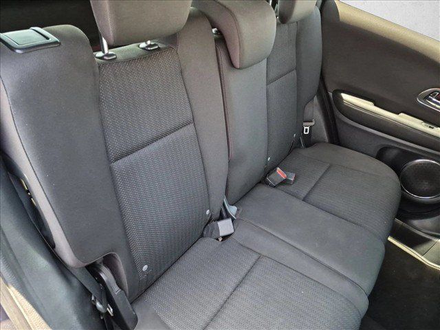 Used 2018 Honda HR-V EX image 19