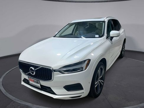 Used 2019 Volvo XC60 T5 Momentum w/ Multimedia Package AWD/4WD image 1