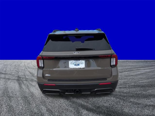 New 2026 Ford Explorer ST-Line w/ Premium Package RWD image 5