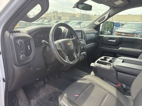 Used 2023 Chevrolet Silverado 2500 Custom w/ Custom Value Package AWD/4WD image 10