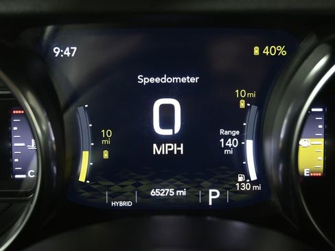 Used 2022 Jeep Wrangler Unlimited Sahara w/ Cold Weather Group image 26