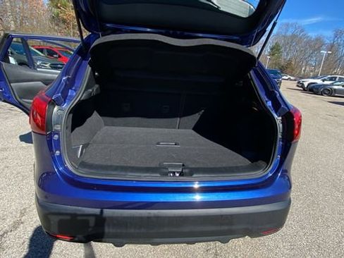 Used 2017 Nissan Rogue Sport SV w/ SV Premium Package AWD/4WD image 34