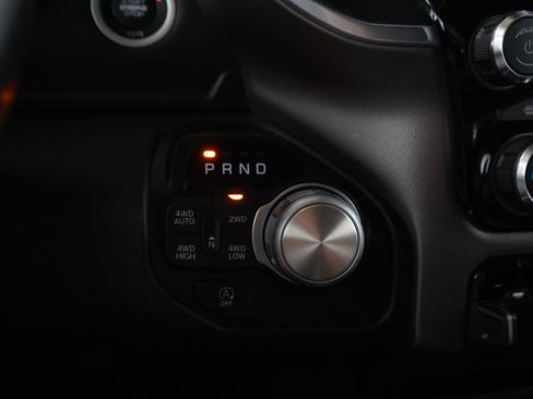 Used 2020 RAM 1500 Laramie AWD/4WD image 21