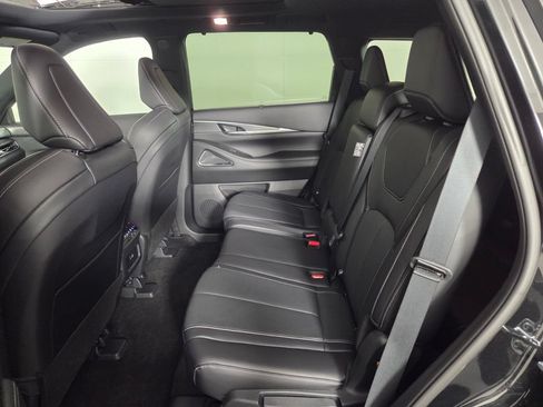 Used 2025 INFINITI QX60 Luxe w/ Black Edition AWD/4WD image 22
