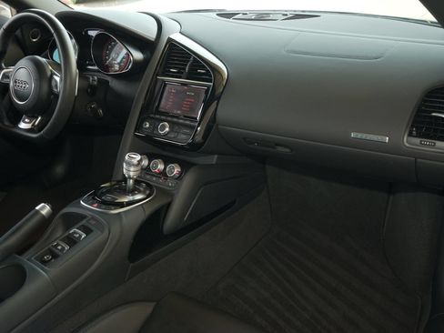 Used 2015 Audi R8 V10 AWD/4WD image 5