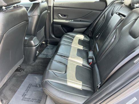 Used 2024 Hyundai Elantra Limited FWD image 13