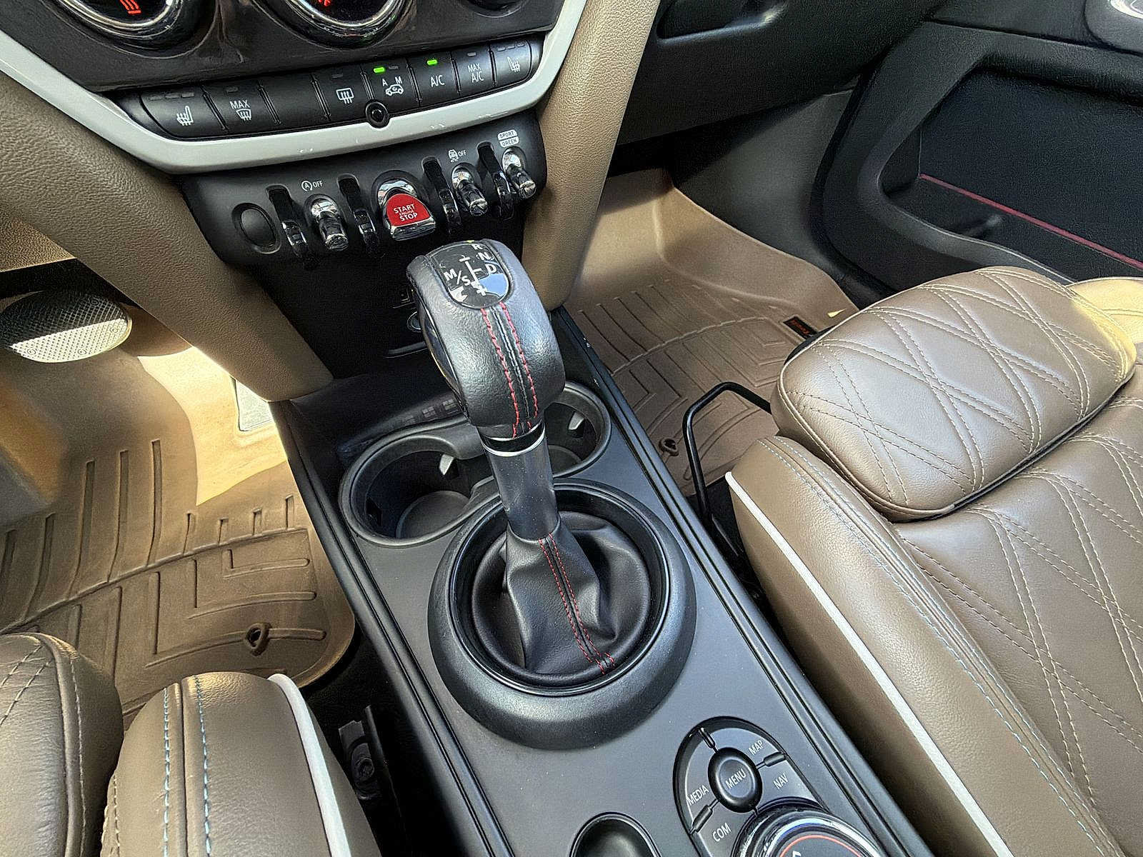 Used 2019 MINI Cooper Countryman S w/ Signature Upholstery Package AWD/4WD image 25