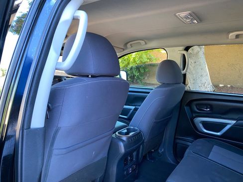 Used 2024 Nissan Titan SV w/ SV Convenience Package AWD/4WD image 34
