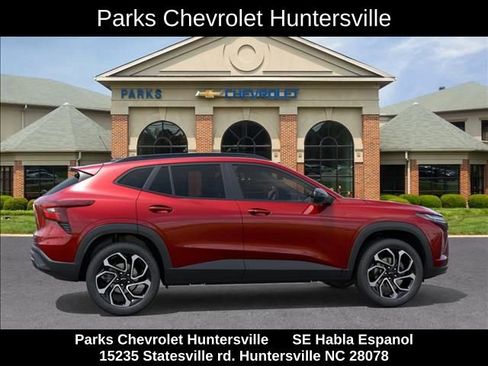 New 2026 Chevrolet Trax RS w/ Driver Confidence Package FWD image 6