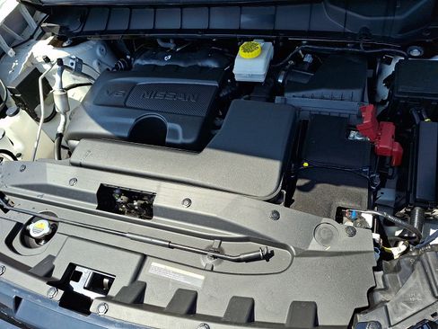 Certified 2024 Nissan Pathfinder SL AWD/4WD image 28